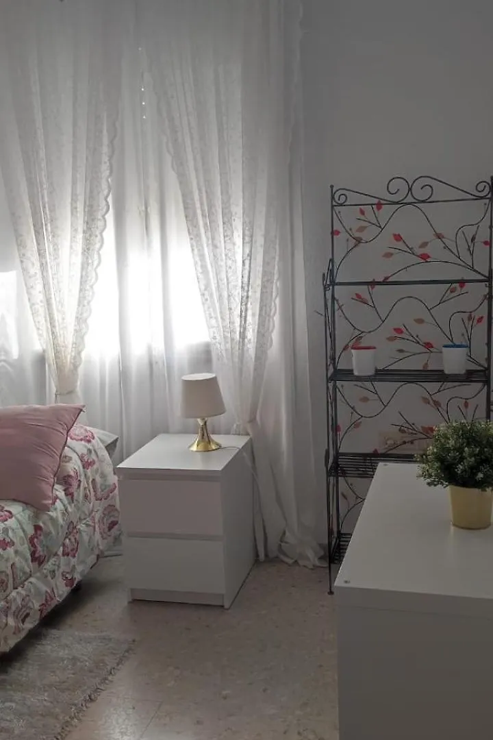 Apartamento frente a Palacio de Congresos  Sevilla España